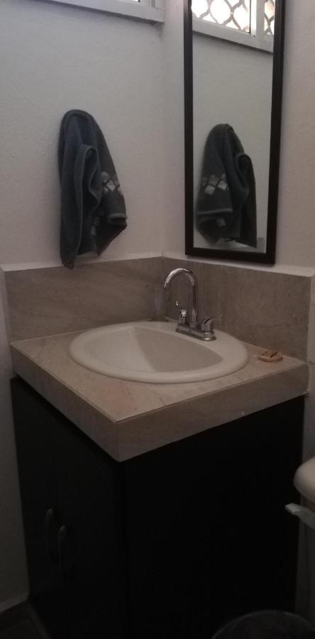 Departamento Economico Cerca Del Centro #1 Apartment Valladolid  Bagian luar foto